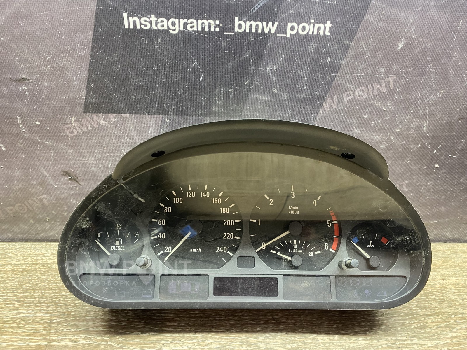 Панель приладів BMW E46 (МКПП) дизель Motometer